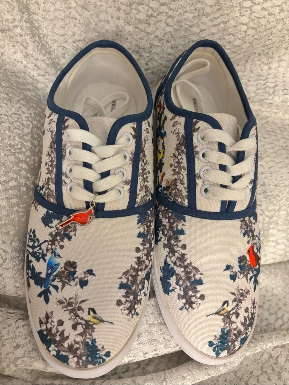 Bradford Exchange Songs of Spring Bird Sneakers Size 9 Cottagecore Grandmacore